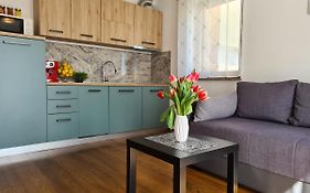 Downtown Apartment Ela