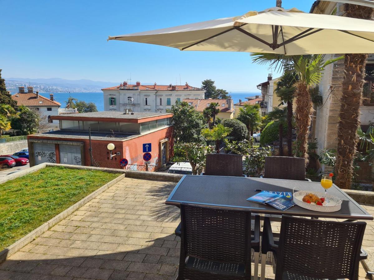 Downtown Apartment Ela Opatija Exterior foto