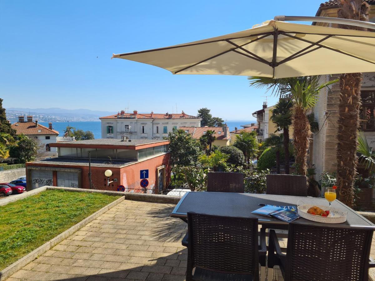 Downtown Apartment Ela Opatija Exterior foto
